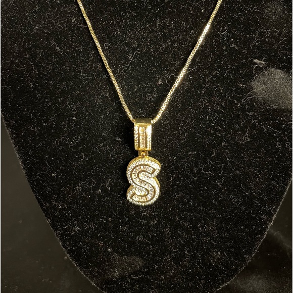 FASHION JEWELRY CHAIN STAINLESS STEEL LETTER S WITH ZIRCONIA MEDAL GOLD COLOR - Picture 11 of 13